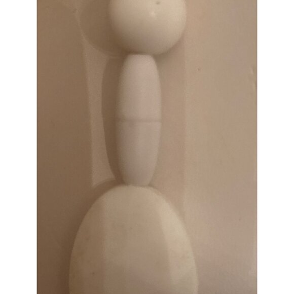 Vintage White Lucite Bead Necklace – Chunky Mod Retro w/ Hidden Clasp - Picture 10 of 15